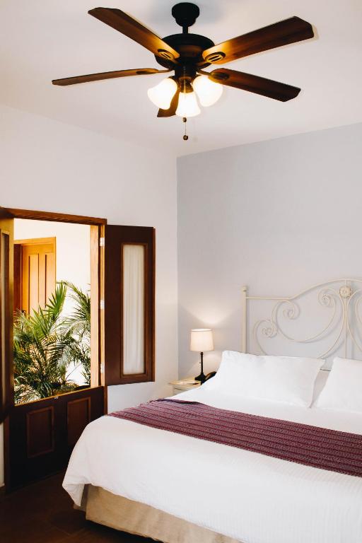 Двухместный (Номер с кроватью размера «king-size») отеля Hotel La Casona de Don Jorge, Колима