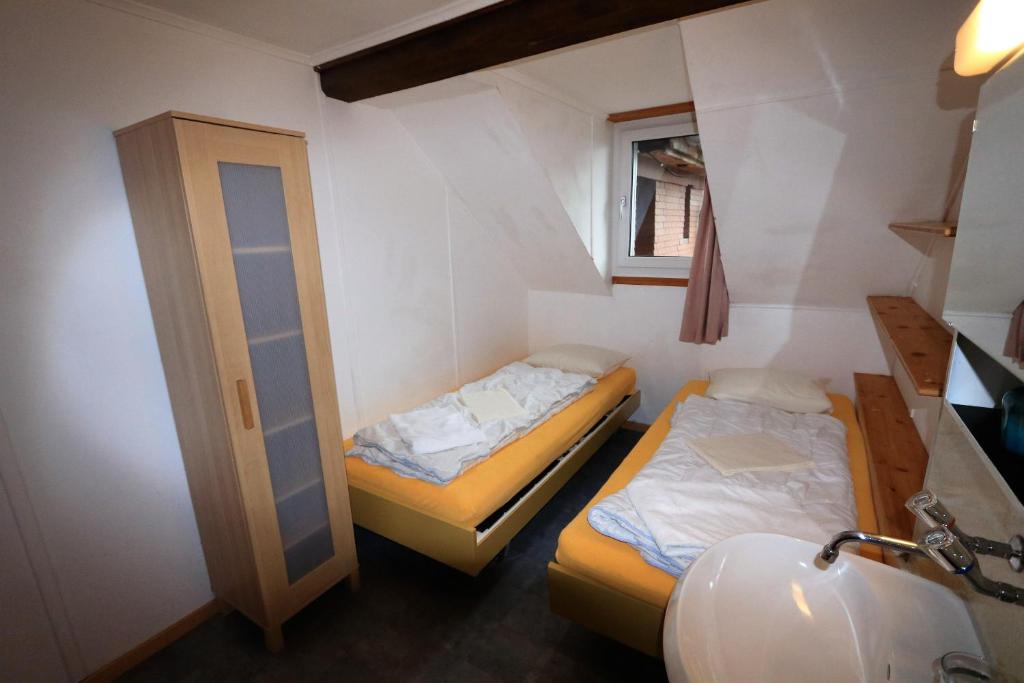 Двухместный (Двухместный номер с 1 кроватью и общей ванной комнатой) отеля juhui Flumserberg, Флумзерберг