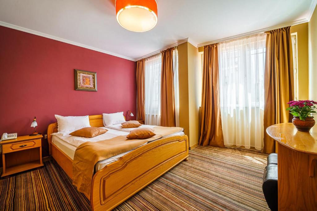 Двухместный (Двухместный номер с 1 кроватью) отеля Отель Авион, Пловдив