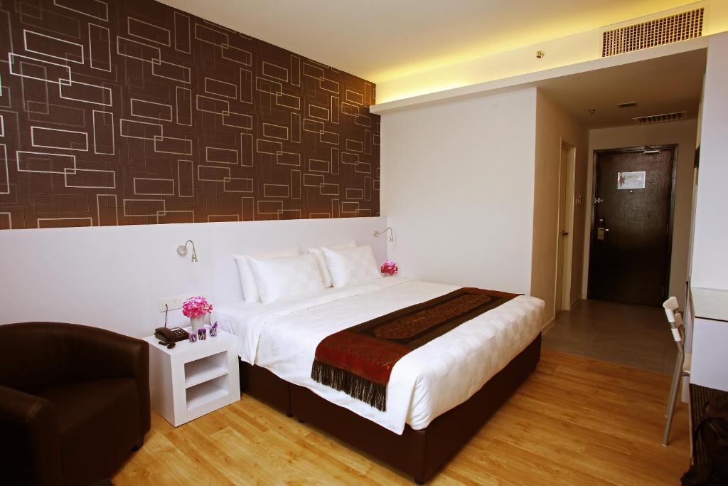 Двухместный (Номер «Премьер» с кроватью размера «king-size»), Cairnhill Hotel Kuala Lumpur