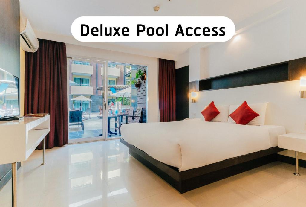 Двухместный (Двухместный номер Делюкс с 1 кроватью и доступом к бассейну) отеля Baron Beach, Паттайя