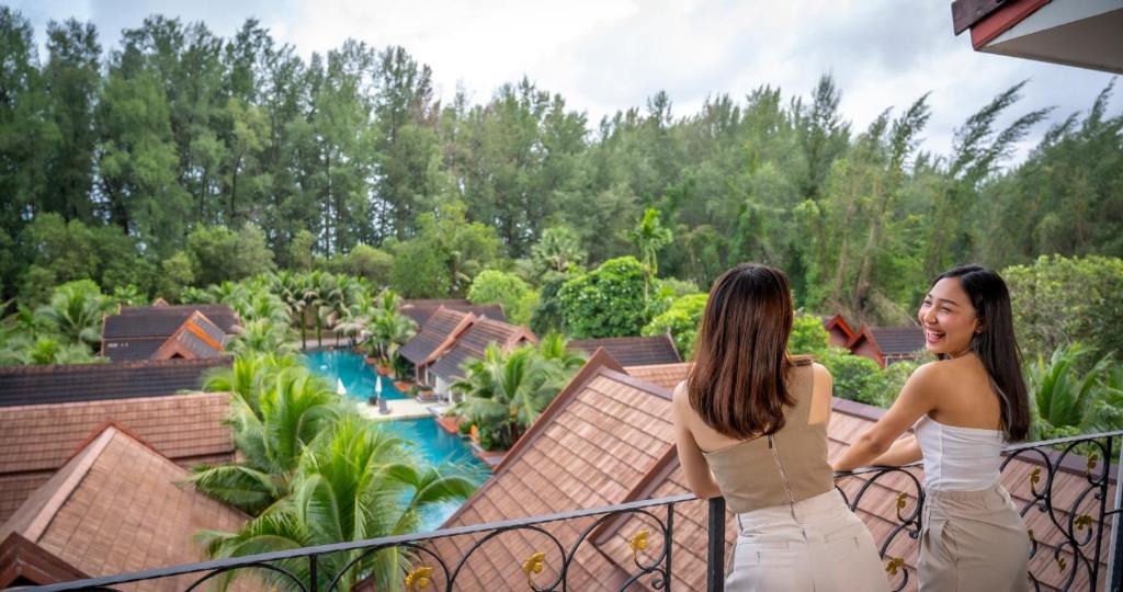 Двухместный (Номер Делюкс с видом на бассейн - Завтрак включен в стоимость проживания) курортного отеля L'esprit De Naiyang Beach Resort, Пхукет