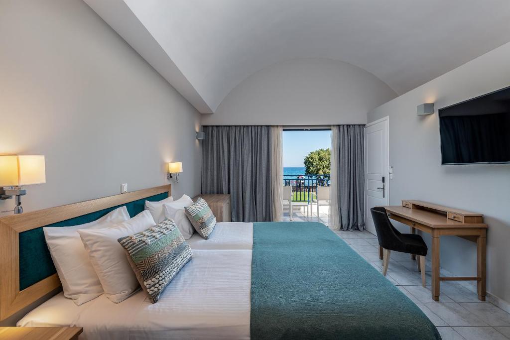 Двухместный (Двухместный номер с 1 кроватью с видом на море) отеля Atlantica Beach Resort Kos, Кардамена