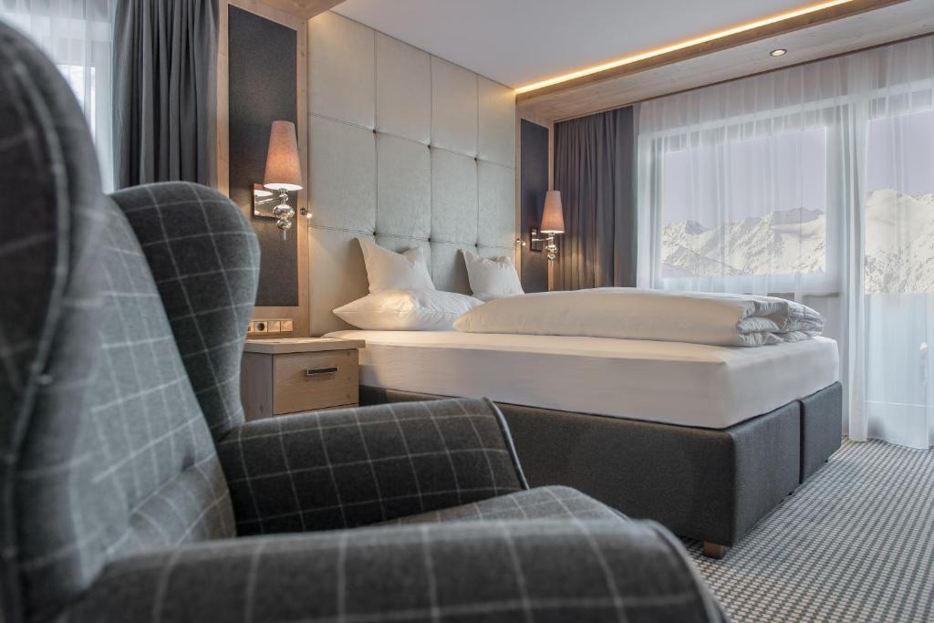Двухместный (Стандартный двухместный номер с 1 кроватью) отеля Alpen-Wellness Resort Hochfirst, Обергургль