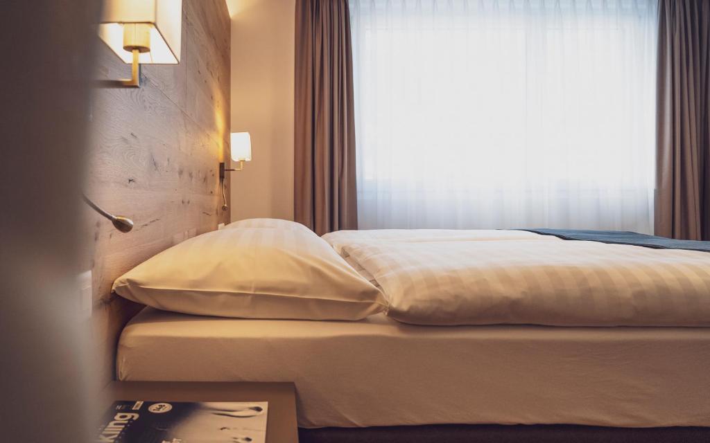 Двухместный (Стандартный двухместный номер с 1 кроватью) отеля Hotel Strela, Давос