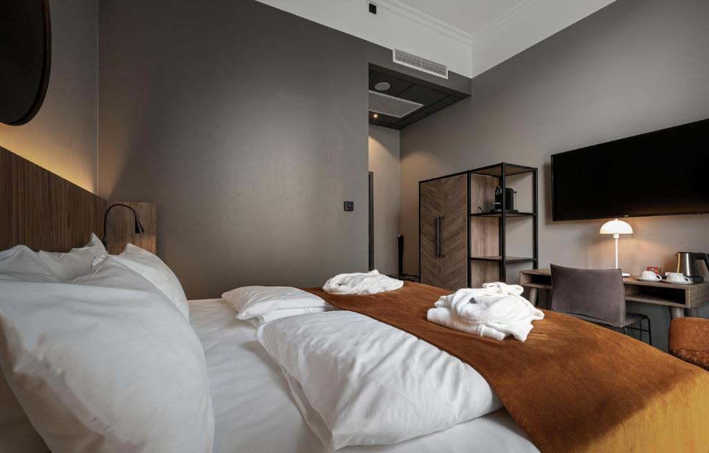 Двухместный (Улучшенный двухместный номер с 1 кроватью) отеля Best Western Karl Johan Hotel, Осло
