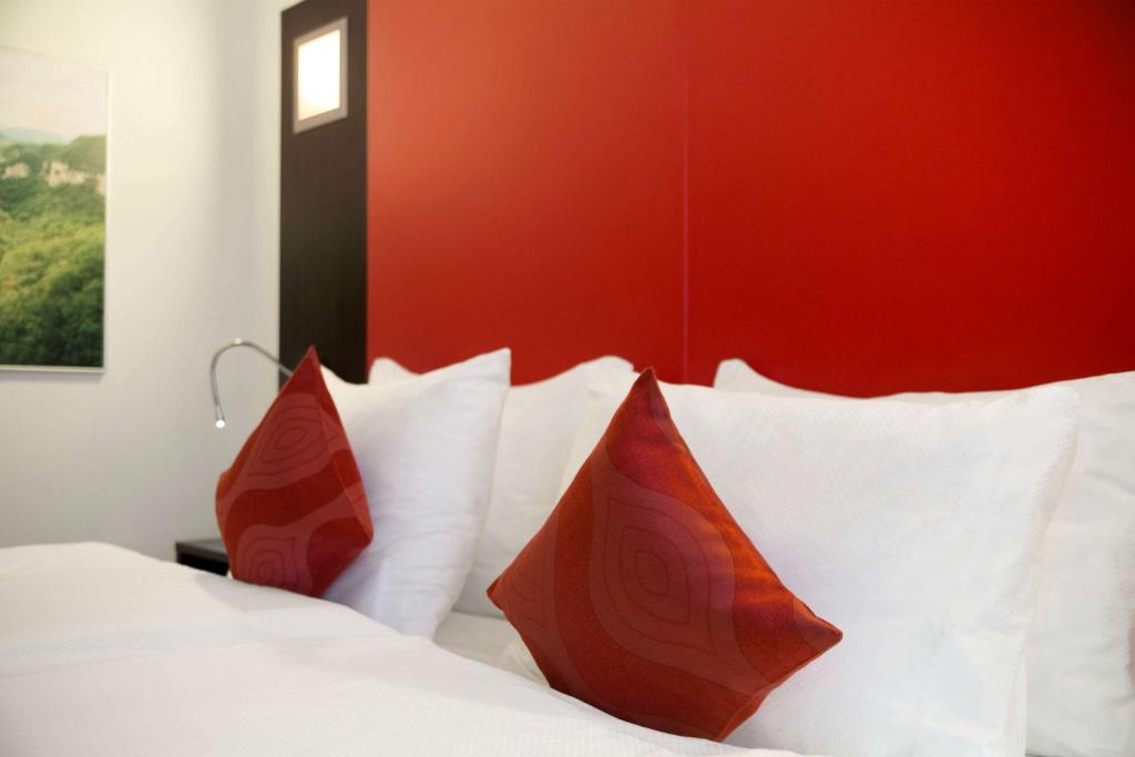 Двухместный (Двухместный номер с 2 отдельными кроватями - Для некурящих) отеля Ramada Encore Geneve La Praille, Женева