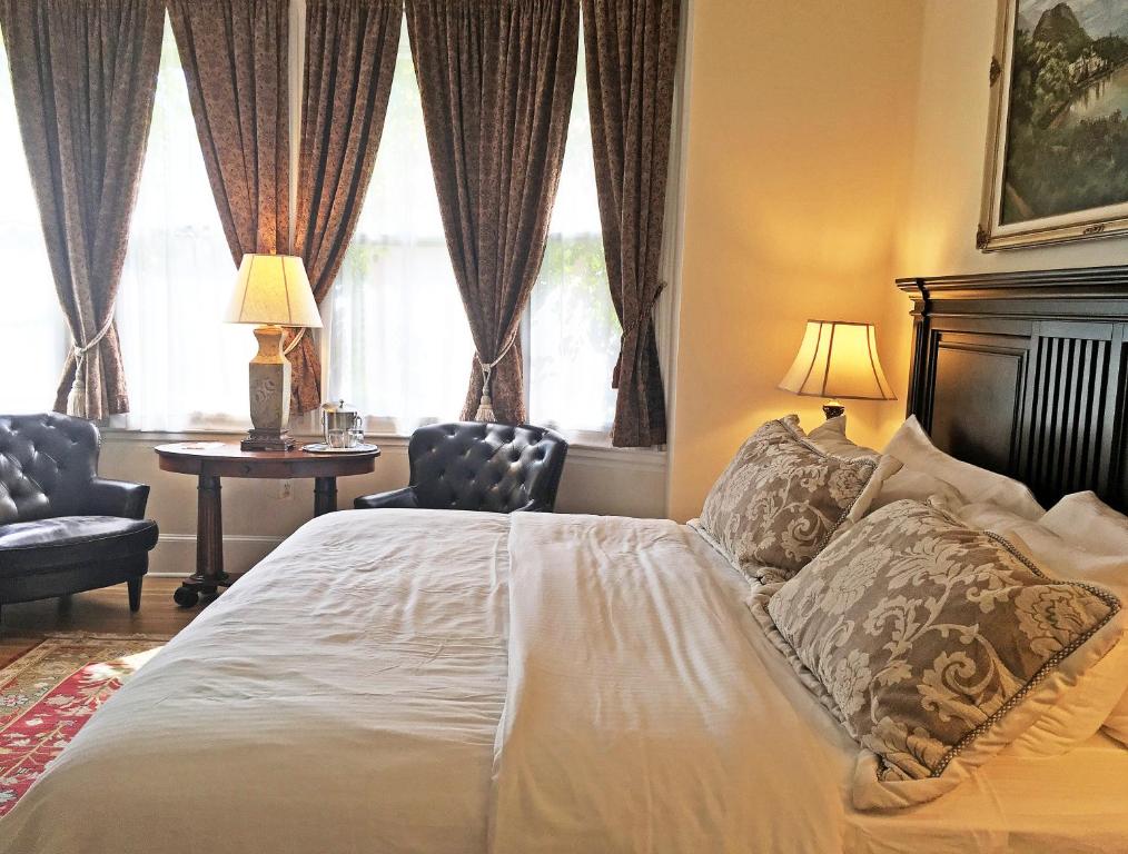 Двухместный (Luxury King Room 501), Morris House Hotel