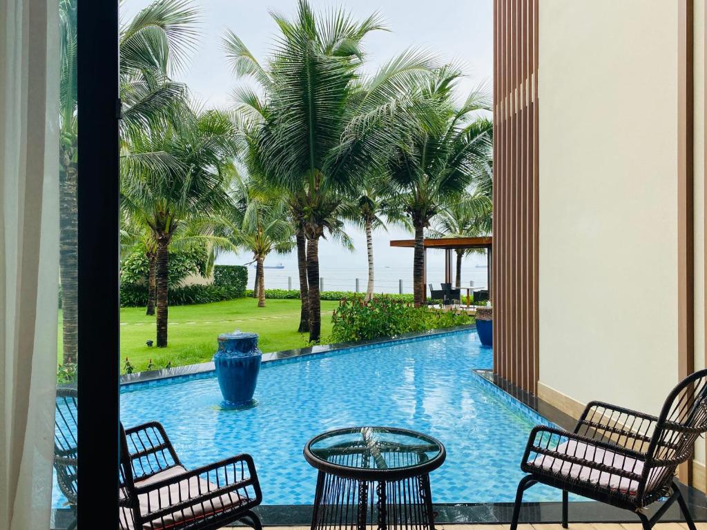 Двухместный (Двухместный номер Делюкс с 2 отдельными кроватями и видом на океан) курортного отеля Marina Bay Vung Tau Resort & Spa, Вунгтау