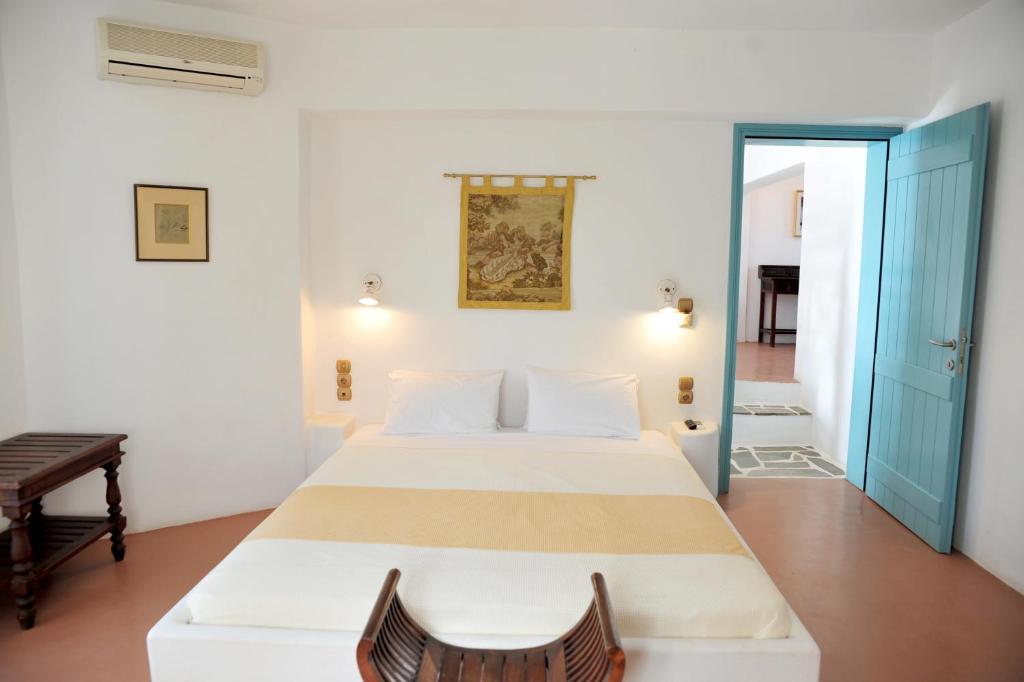 Сьюит (Семейный люкс) апарт-отеля Medusa Beach Resort & Suites, Плака (Эгейские острова), Эгейские острова