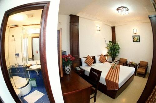 Одноместный (Одноместный номер Делюкс) отеля Hanoi Street Hotel, Ханой
