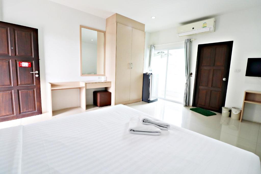 Двухместный (Двухместный номер Делюкс с 1 кроватью), Отель Hua HIn-iRooms