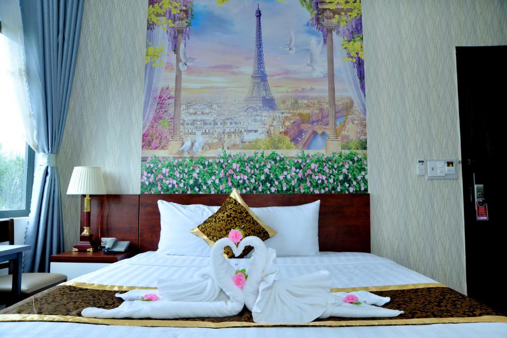 Двухместный (Двухместный номер Делюкс с 1 кроватью) отеля Buon Ma Thuot Hotel, Буонметхуот