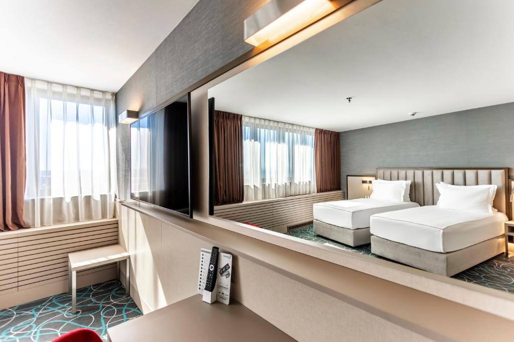 Двухместный (Двухместный номер с 2 отдельными кроватями) отеля Hotel Bulgaria, Бургас