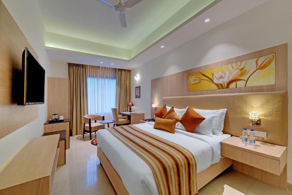 Двухместный (Номер Делюкс) отеля Surya Beacon Hotel, Amritsar, Амритсар