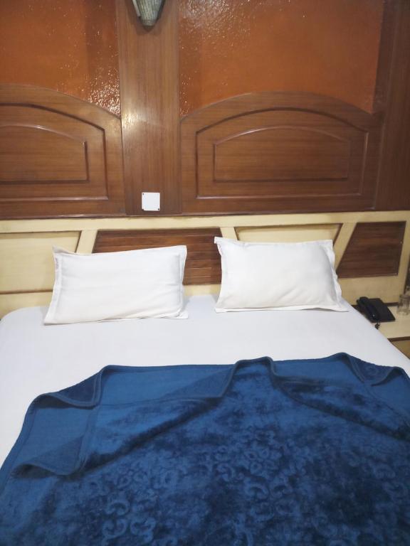 Двухместный (Двухместный номер Делюкс с 1 кроватью) гостевого дома hotel diplomat inn, Нью-Дели