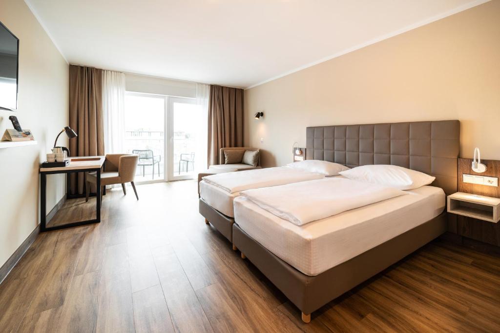 Двухместный (Улучшенный двухместный номер с 1 кроватью), Hotel Spree Idyll