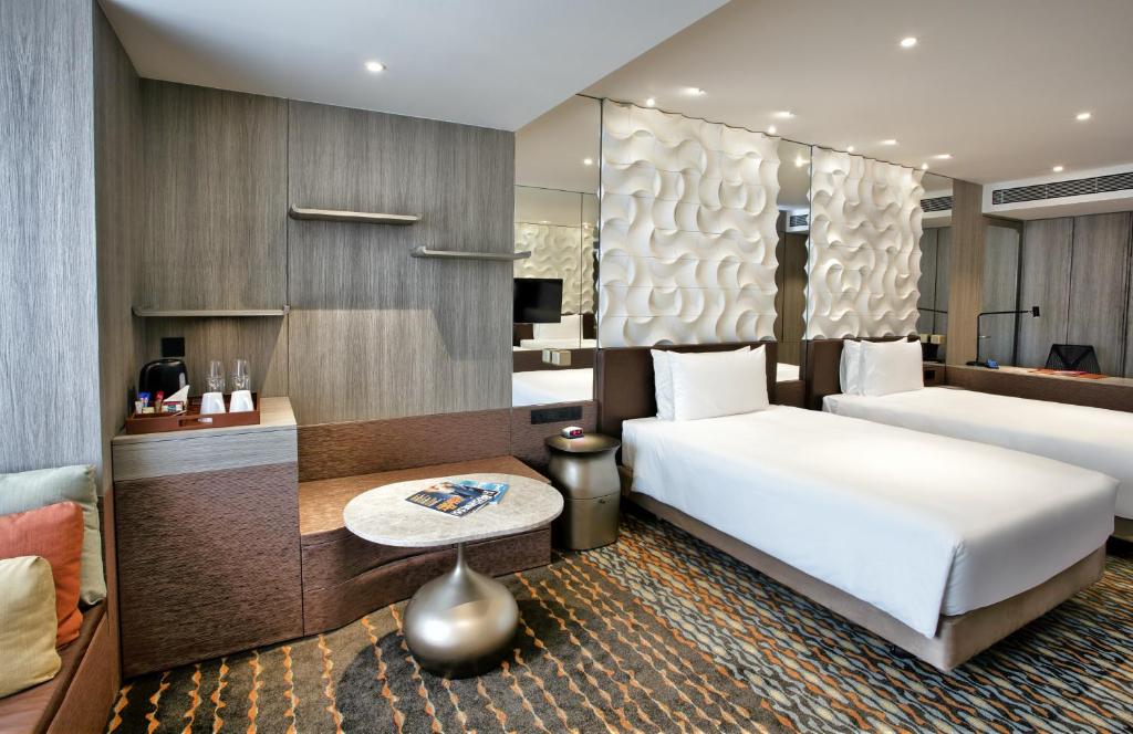 Двухместный (Двухместный номер Делюкс с 2 отдельными кроватями) отеля Crowne Plaza Changi Airport, Сингапур (город)