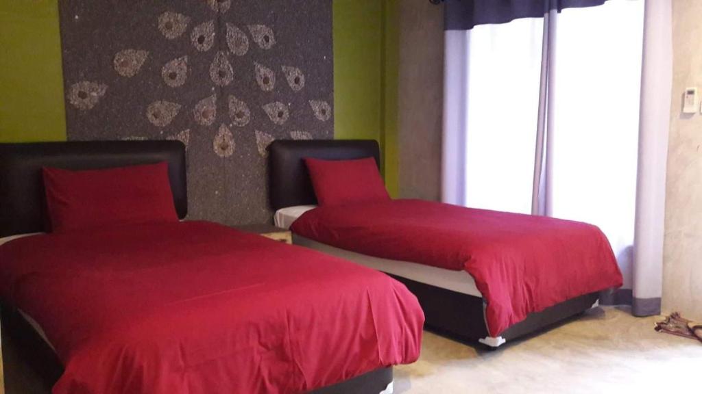 Двухместный (Стандартный двухместный номер с 2 отдельными кроватями) гостевого дома The Curve Residence, Прачуапкхирикхан