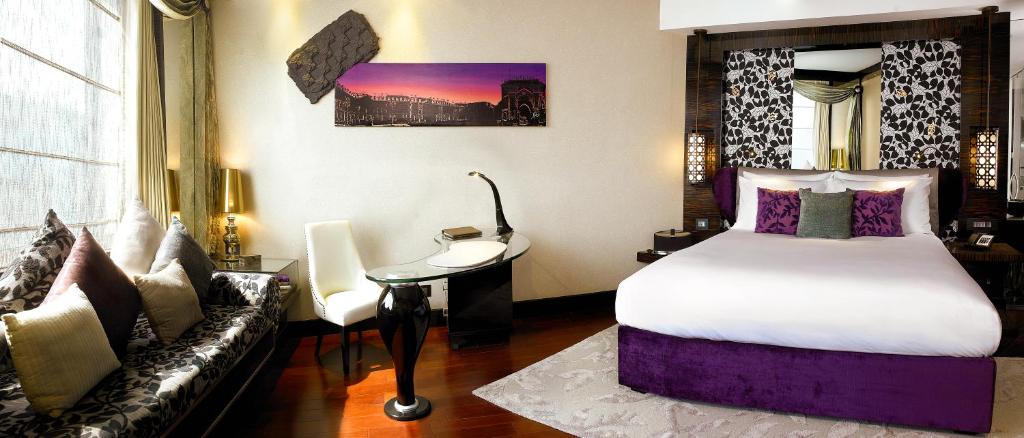 Двухместный (Клубный номер Millésime с кроватью размера «king-size») отеля Sofitel Mumbai BKC, Мумбай
