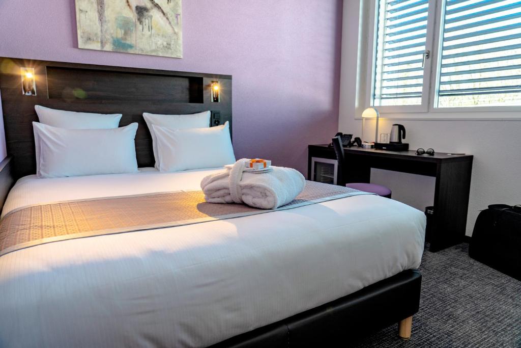 Двухместный (Двухместный номер с 1 кроватью - Подходит для гостей с ограниченными физическими возможностями) отеля Nash Pratik Hotel, Женева
