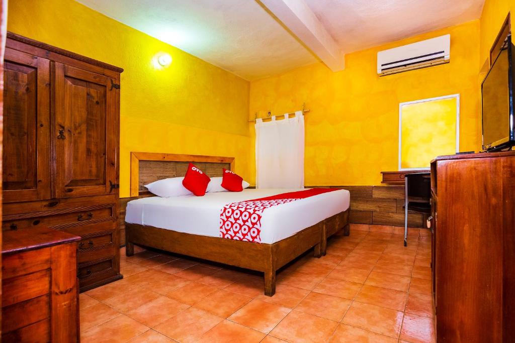 Двухместный (Улучшенный номер) отеля Hotel Playa Del Carmen, Плая-дель-Кармен
