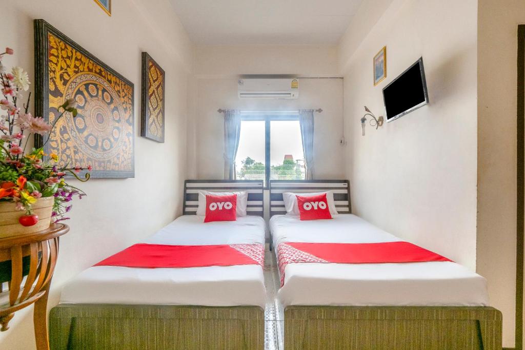 Двухместный (Улучшенный двухместный номер с 2 отдельными кроватями) отеля Baan one love Ayutthaya, Аюттхая