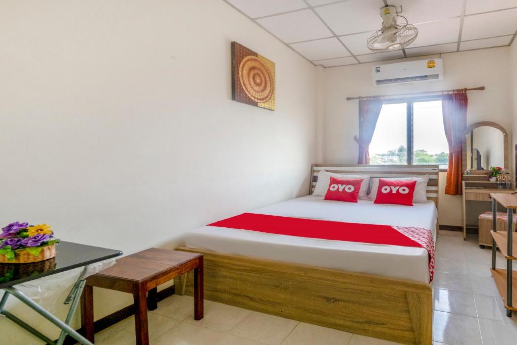Двухместный (Двухместный номер с 1 кроватью и общей ванной комнатой) отеля Baan one love Ayutthaya, Аюттхая