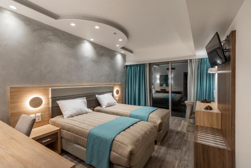 Двухместный (Улучшенный двухместный номер с 1 кроватью или 2 отдельными кроватями) отеля Xenophon Hotel, Афины