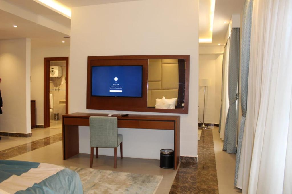 Двухместный (Двухместный номер с 1 кроватью или 2 отдельными кроватями, боковой вид на море и вид на сад) отеля Royal Jewel Al Raml Hotel, Александрия
