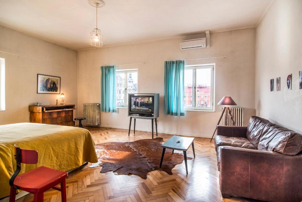 Апартаменты (Апартаменты с 1 спальней: Eroilor 1) апартамента Cluj Apartments, Клуж-Напока