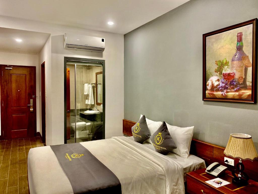 Сьюит (Представительский люкс) отеля Royal Khanh Hotel, Туихоа