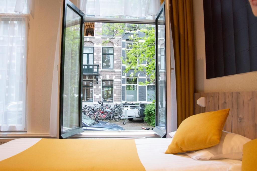 Двухместный (Двухместный номер Делюкс с 2 отдельными кроватями) отеля Hotel Asterisk 3 star superior, Амстердам