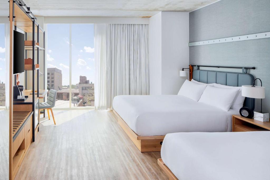 Четырехместный (Номер с 2 кроватями размера «queen-size»), Hyatt Centric Center City Philadelphia