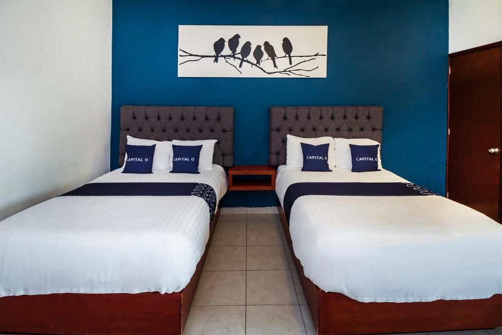 Двухместный (Стандартный двухместный номер) отеля HOTEL CINCO22, Пуэрто-Вальярта