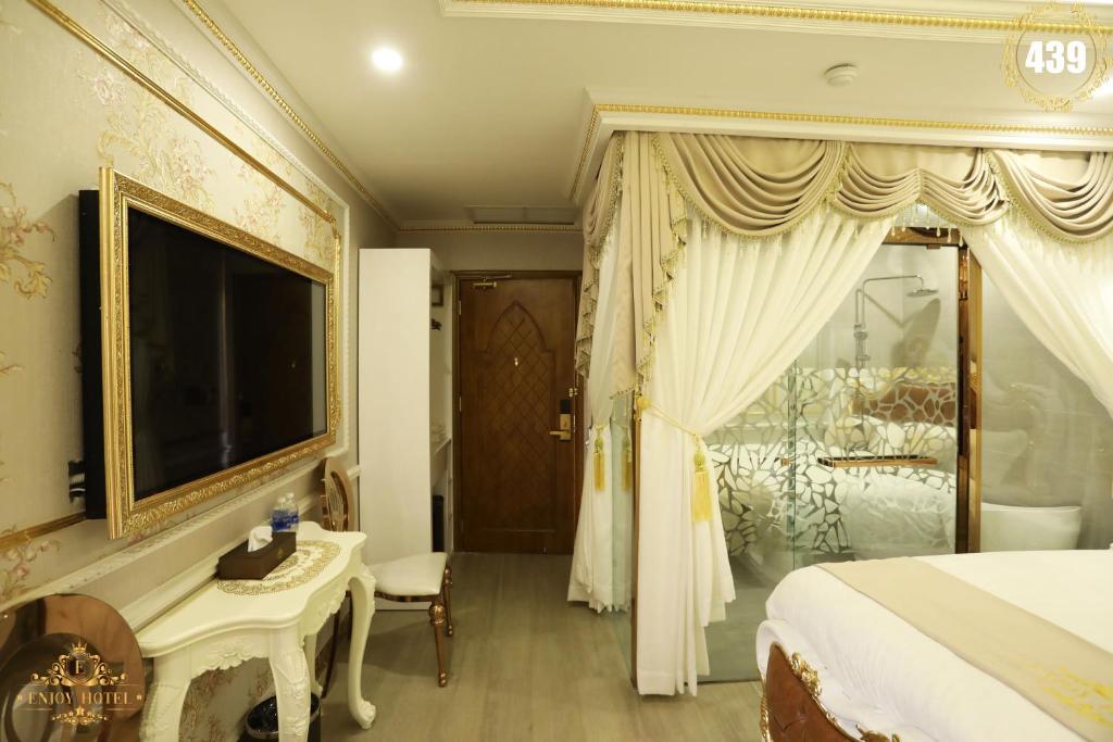 Двухместный (Номер с кроватью размера «queen-size» и видом на сад), Enjoy Hotel 6B