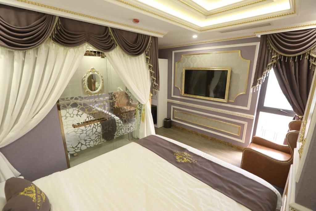 Двухместный (Номер с кроватью размера «queen-size» и видом на сад), Enjoy Hotel 6B