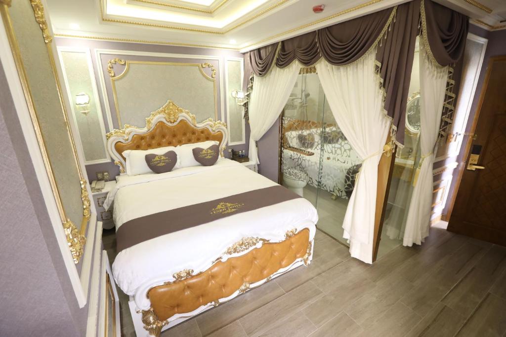 Двухместный (Номер с кроватью размера «queen-size» и видом на сад), Enjoy Hotel 6B