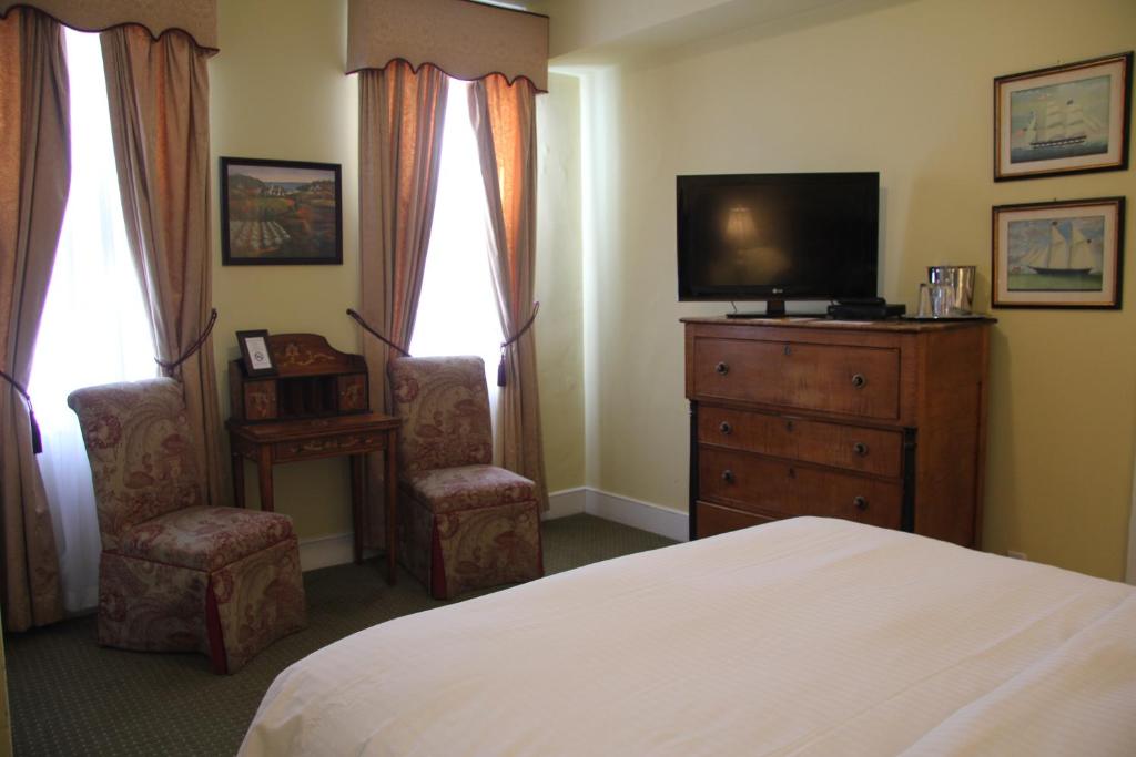 Двухместный (Standard Room 204 Main House), Morris House Hotel