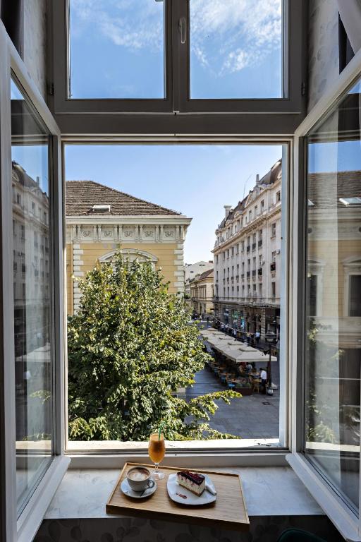 Двухместный (Улучшенный двухместный номер с 1 кроватью или 2 отдельными кроватями) отеля Maison Royale, Белград
