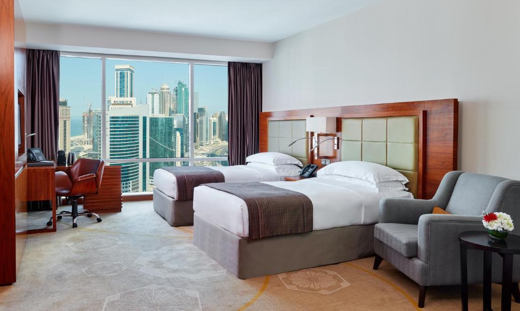 Двухместный (Двухместный номер «Премиум» с 2 отдельными кроватями - Верхний этаж) отеля Intercontinental Doha - The City, Доха