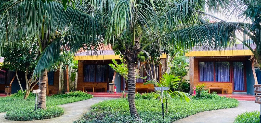 Двухместный (Двухместный номер с 1 кроватью или 2 отдельными кроватями, вид на сад) курортного отеля Tan Son Nhat Con Dao Resort, Кондао