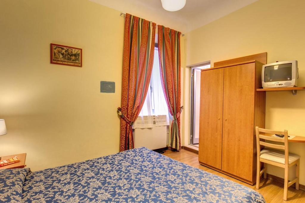 Двухместный (Двухместный номер с 1 кроватью или 2 отдельными кроватями) отеля Hotel Romagna, Флоренция
