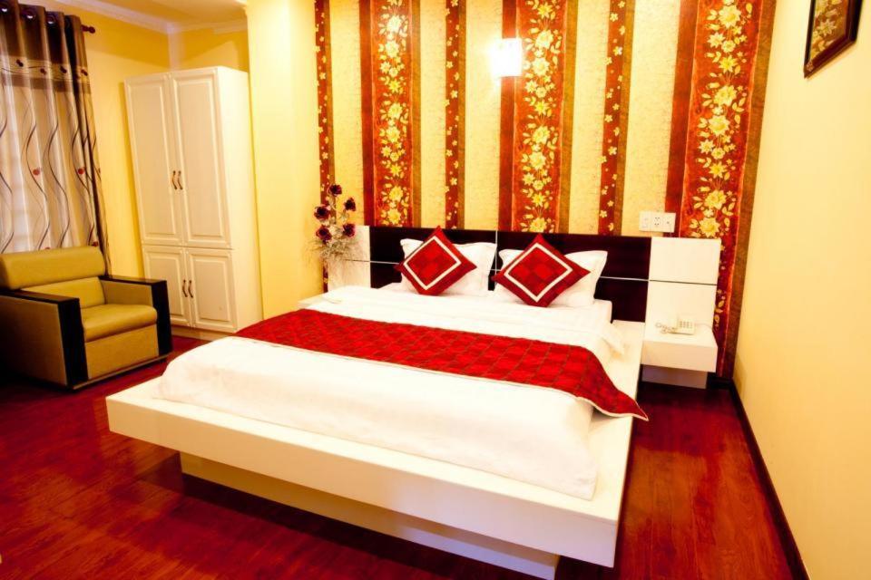 Двухместный (Двухместный номер Делюкс с 1 кроватью) отеля Linh Phương 1 Hotel, Кантхо