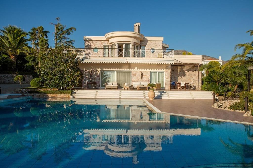 Вилла (Вилла) виллы Beautiful pool Villa Sparta in Lagonissi, Athens, Лагонисси