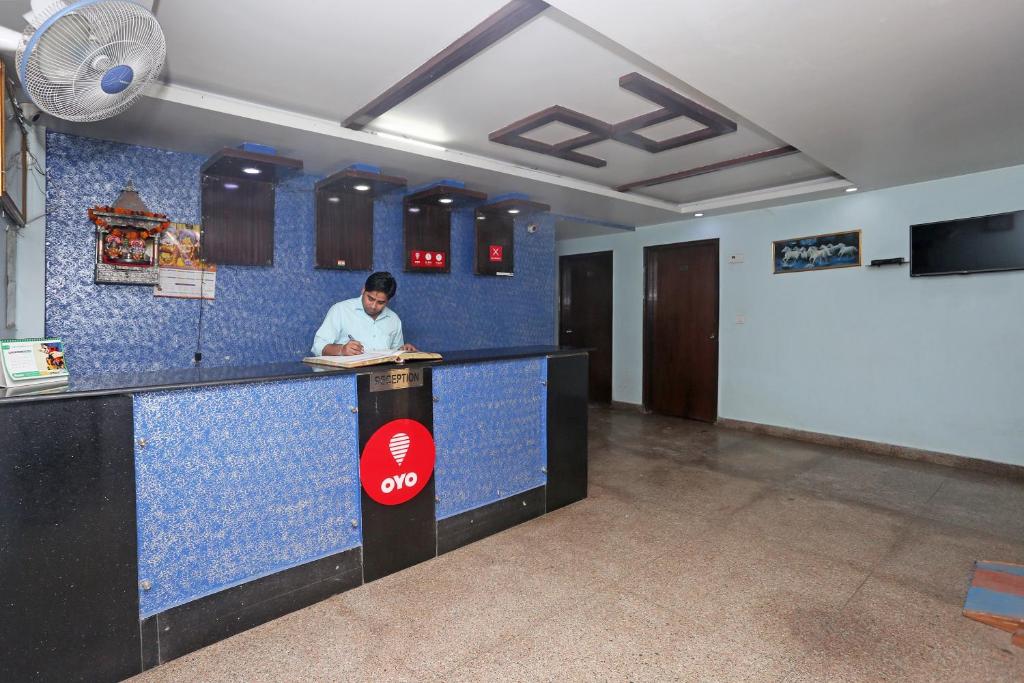 OYO 10048 Hotel Aditya Inn, Нью-Дели