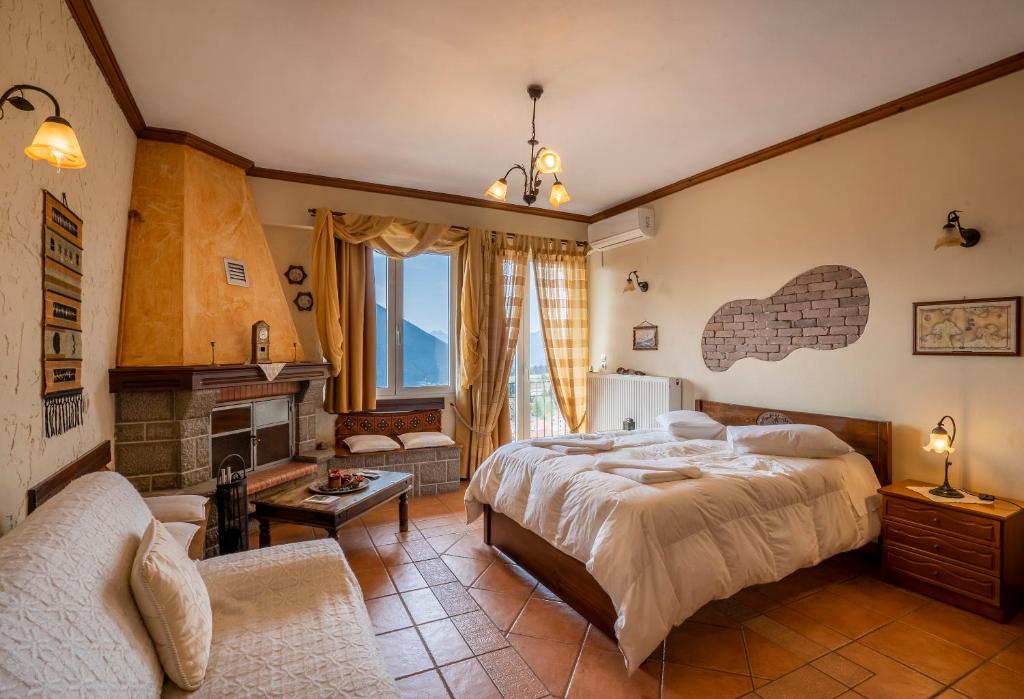 Двухместный (Улучшенный двухместный номер с 1 кроватью) гостевого дома Semeli Guesthouse, Карпенисион