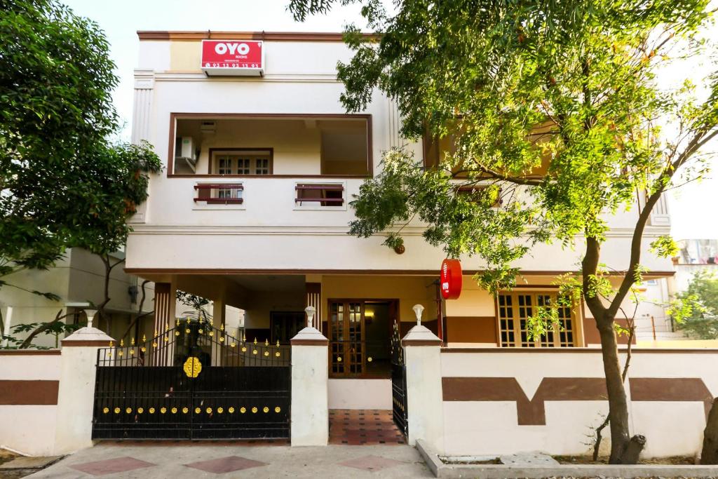 OYO 8508 Heritage Residency