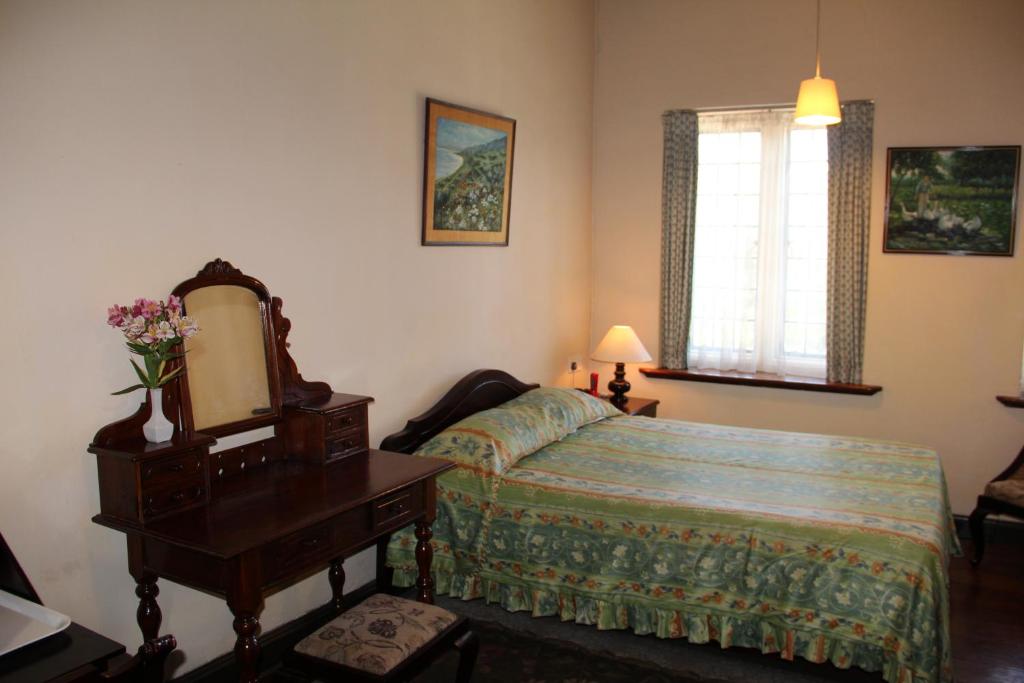 Двухместный (Стандартный двухместный номер с 1 кроватью или 2 отдельными кроватями) виллы The Hill Club, Нувара-Элия