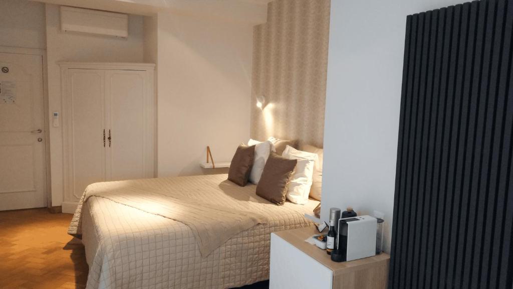 Двухместный (Улучшенный номер с кроватью размера «king-size») отеля Porta Superia B&B, Мехелен